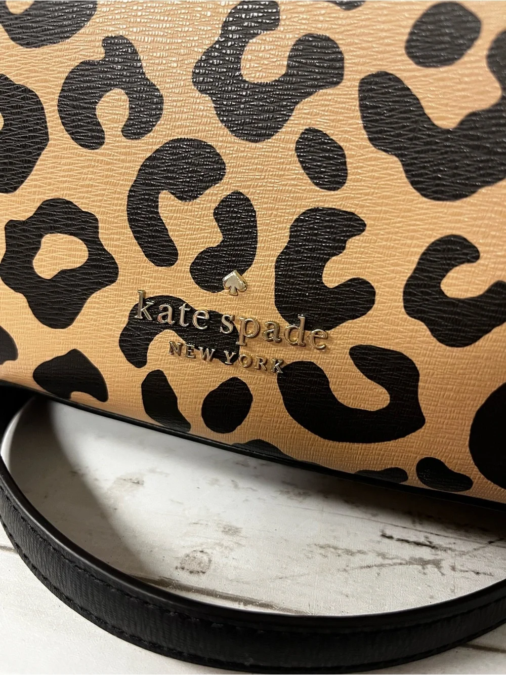Kate Spade Darcy Graphic Leopard Small Bucket Bag
